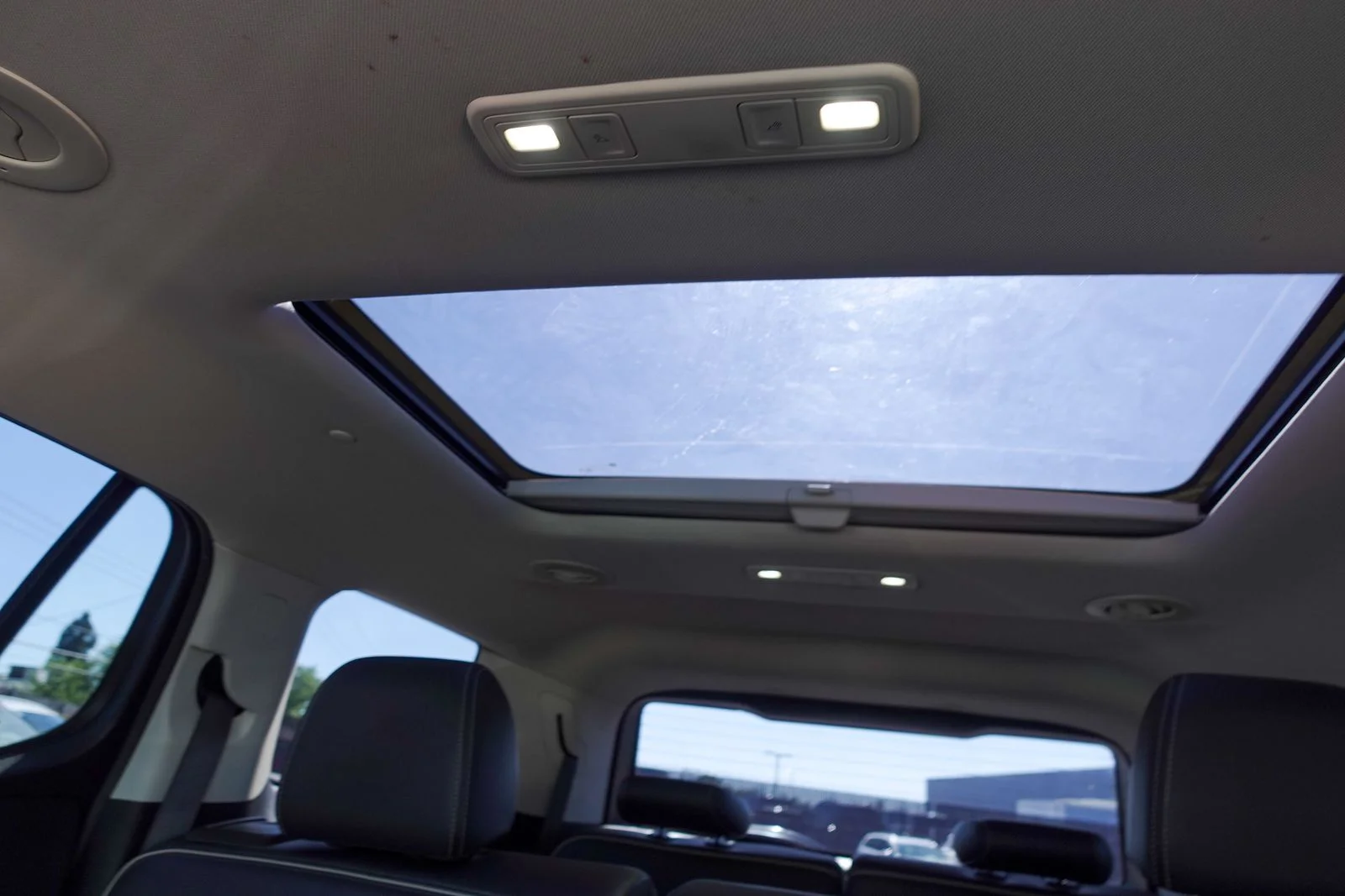 Used 2021 Ebony Twilight Metallic GMC Denali image 24