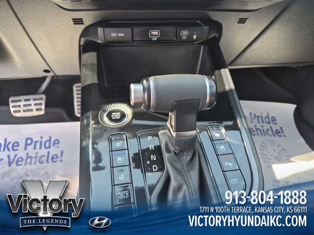 Used 2023 White Kia SX Touring image 18