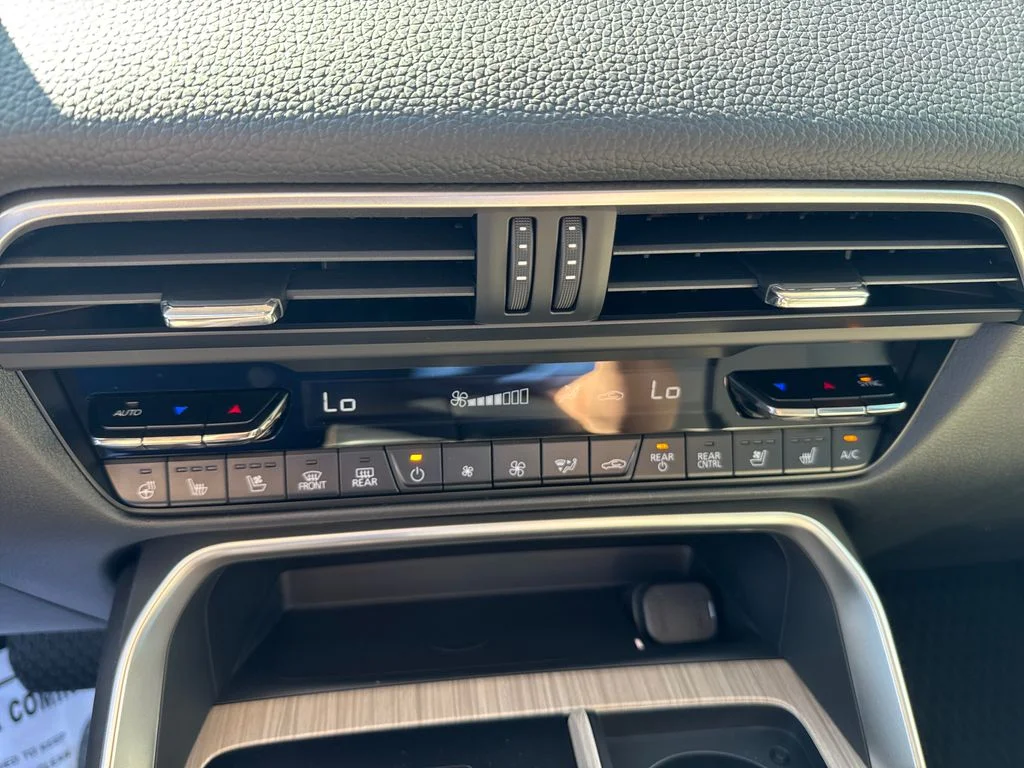 New 2026 Platinum Mazda 3.3 Turbo Preferred image 27
