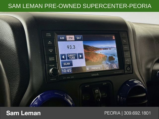 Used 2014 Gray Jeep Unlimited Sahara image 12