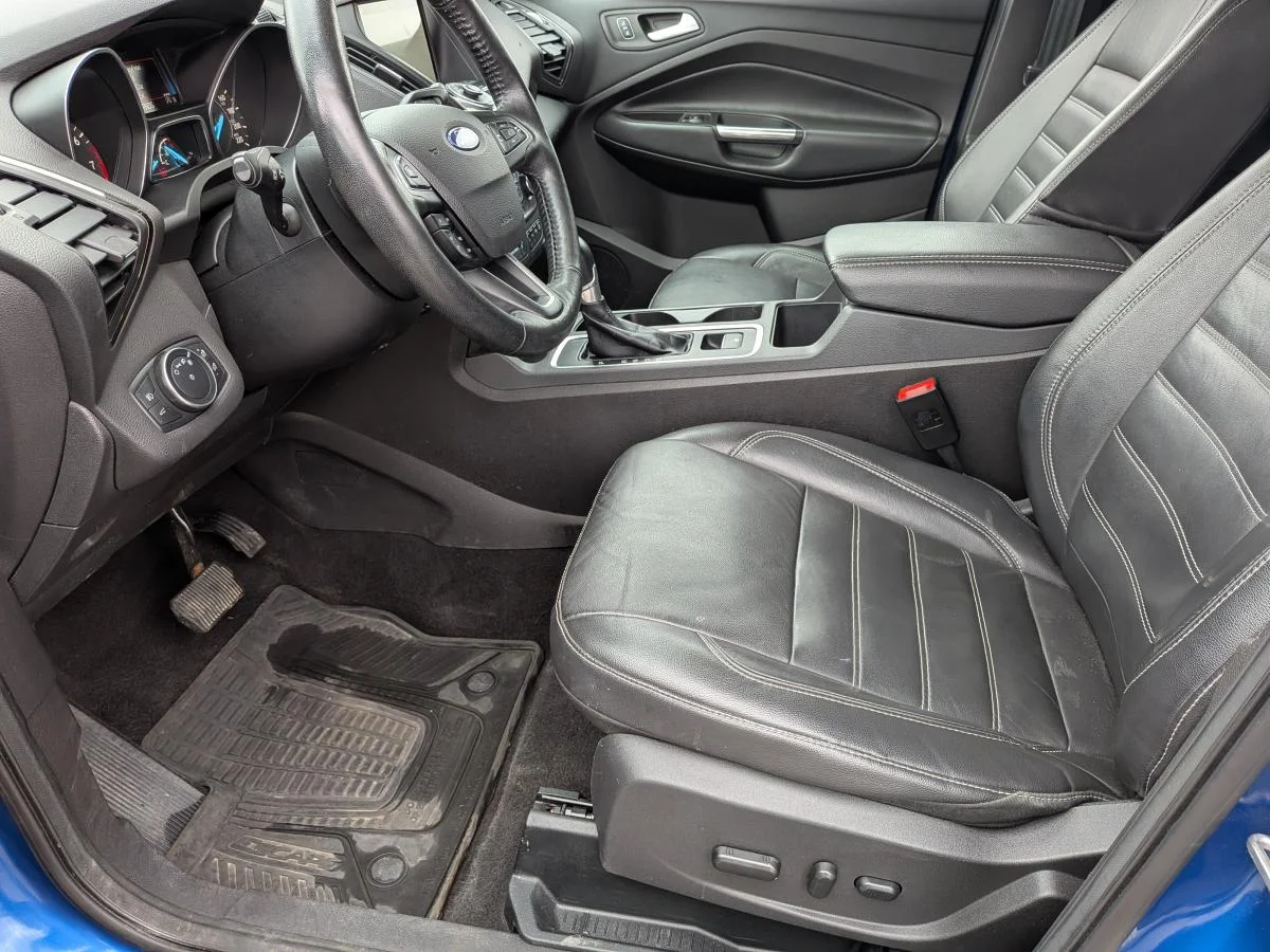 Used 2017 Blue Ford 4wd 4dr Titanium image 12