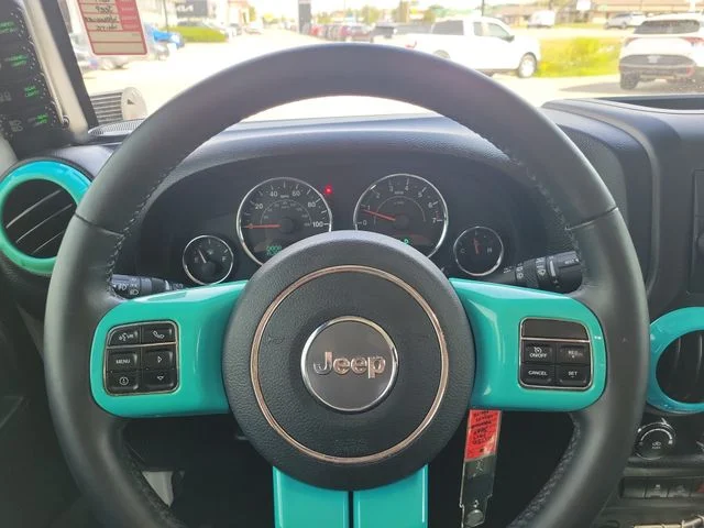 Used 2017 White Jeep Sport image 21