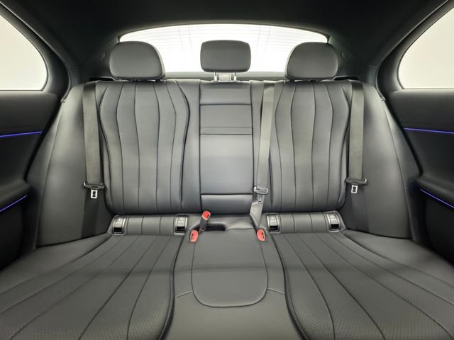 2026 Mercedes-Benz E-Class E350 - Photo 7