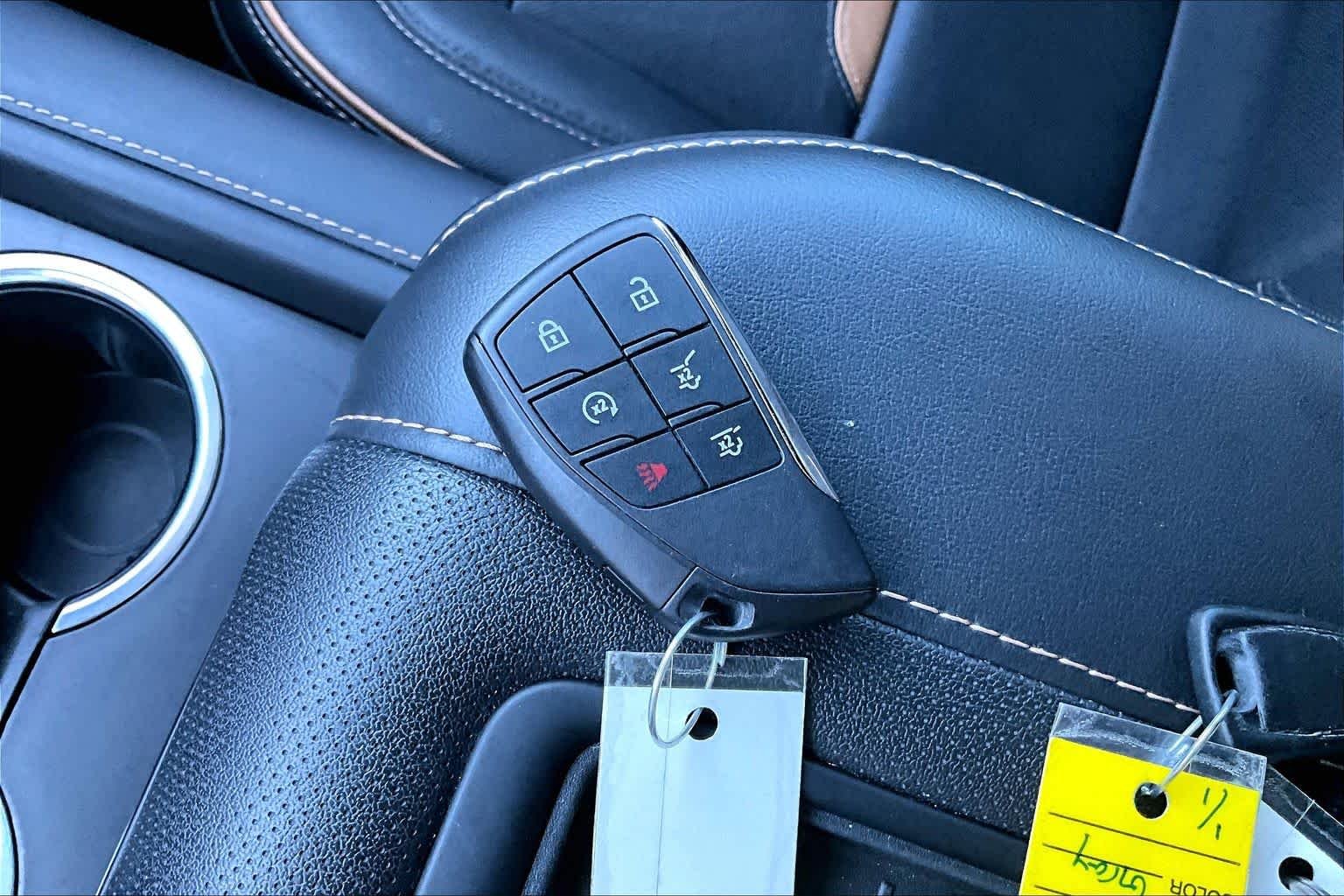 Used 2023 Redwood Metallic GMC AT4 image 12