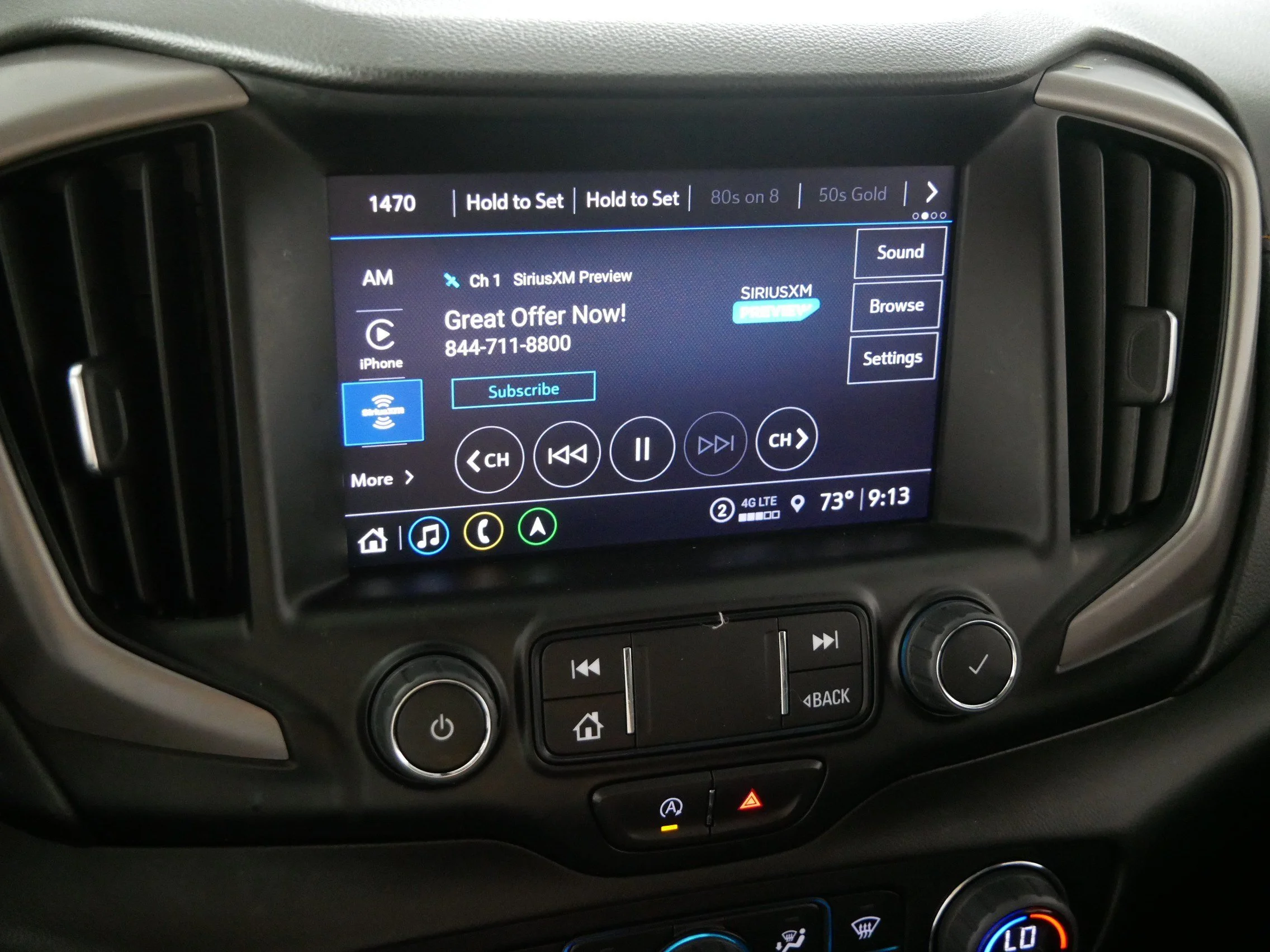 Used 2022 Summit White GMC AT4 image 22