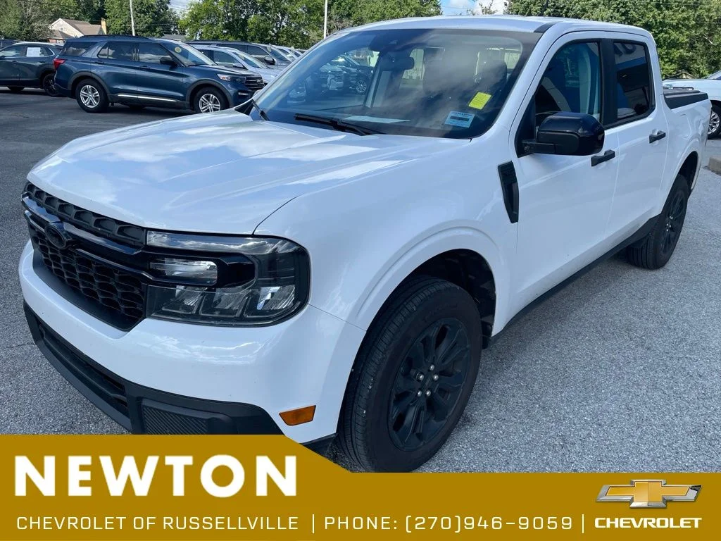 Used 2024 Oxford White Ford XLT image 3