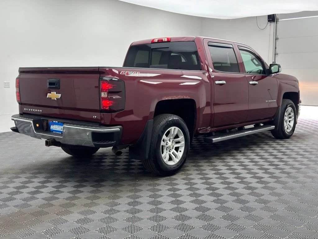 Used 2014 DEEP RUBY METALLIC Chevrolet LT image 6
