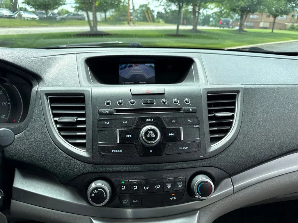 Used 2014 Polished Metal Metallic Honda EX image 13