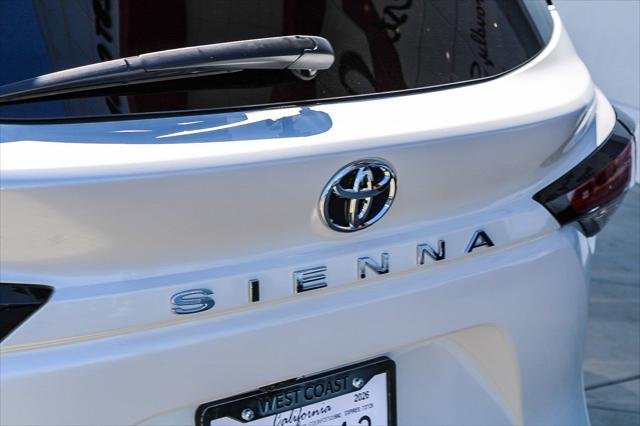 Certified Used 2026 PLATINUM WHITE PEARL MC. Toyota  image 10