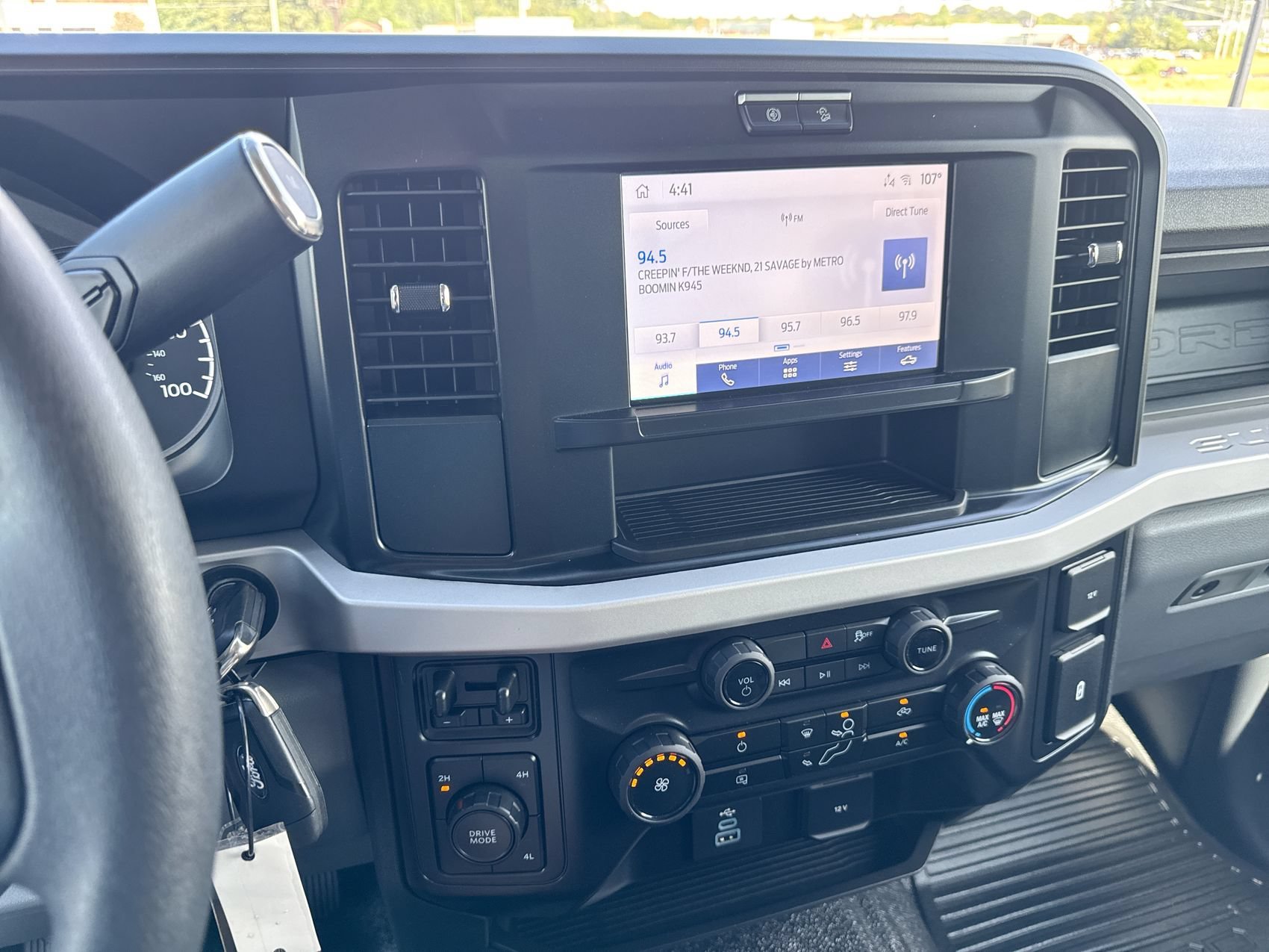 Used 2025 Oxford White Ford XL image 16