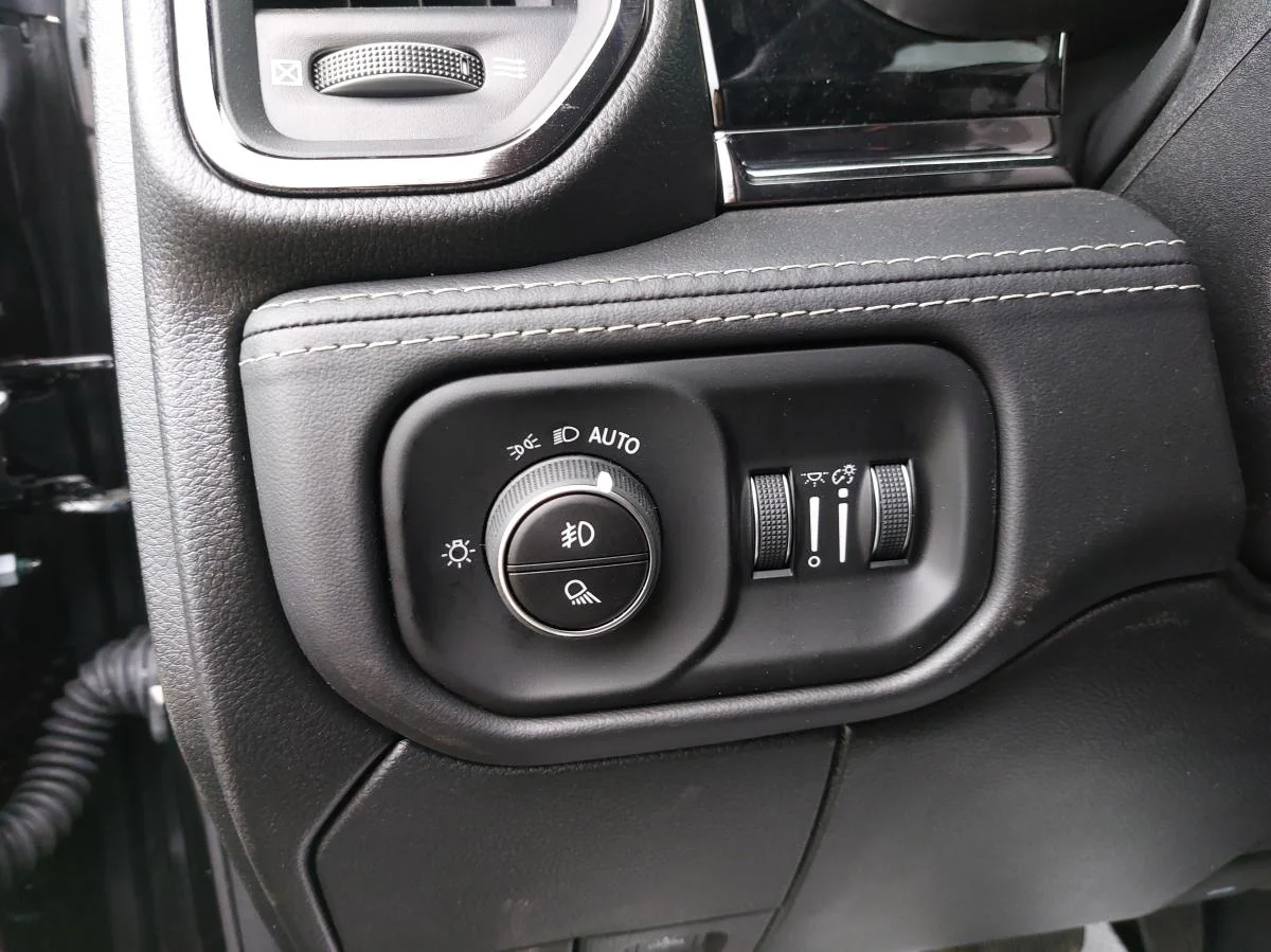 New 2026 Black RAM Limited Longhorn 4x4 Crew Cab 6