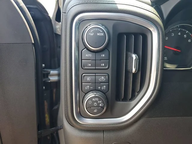 Used 2021 SATIN STEEL METALLIC Chevrolet LT Trail Boss image 21
