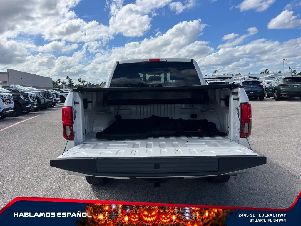 Used 2018  Ford XL image 16
