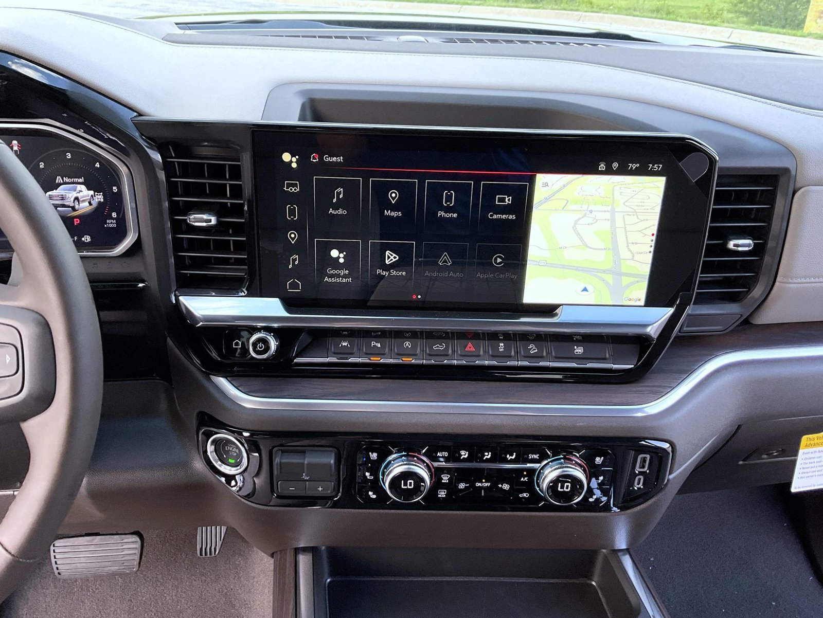 2026 GMC Sierra 1500 SLT - Photo 13