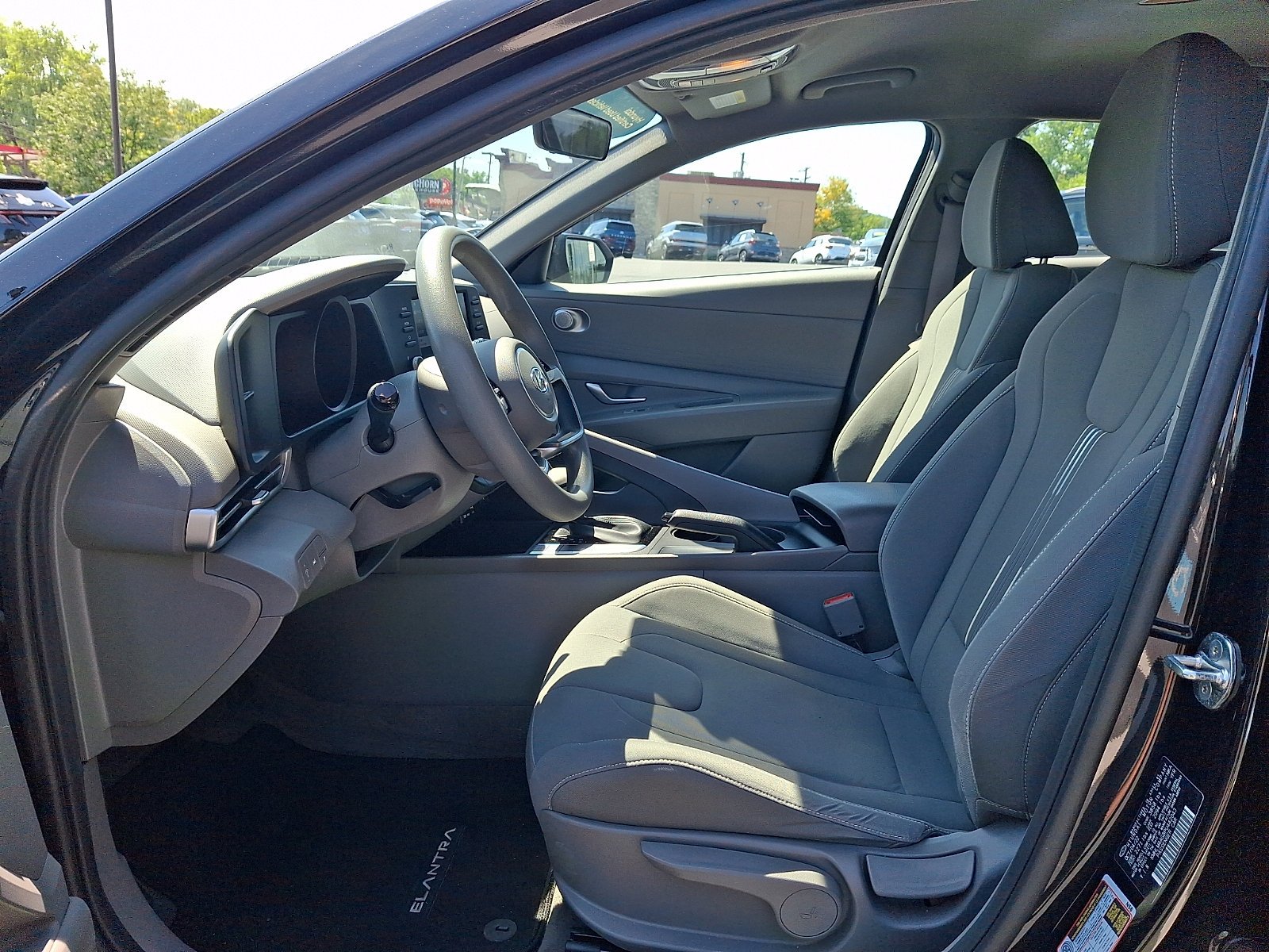 Certified Used 2023 Phantom Black Hyundai SEL image 13