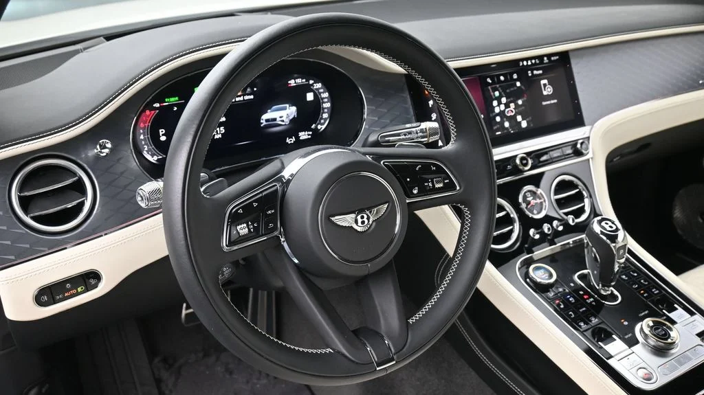 Used 2025 White Bentley Speed image 10