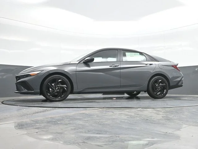 New 2026 Gray Hyundai SEL Sport image 21