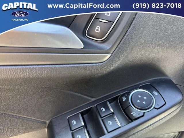 Used 2025 Silver Ford Base image 21