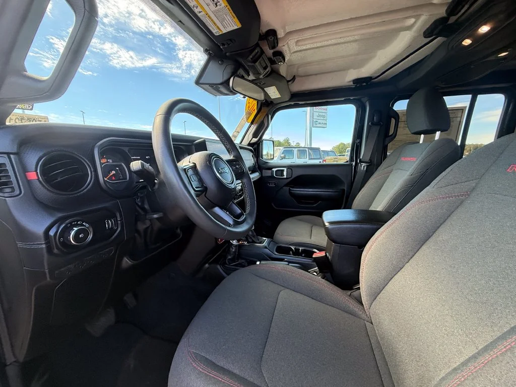 Used 2025 Black Jeep Rubicon image 20