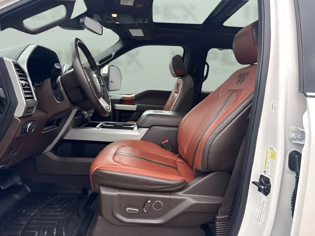 Used 2019 White Ford King Ranch image 9