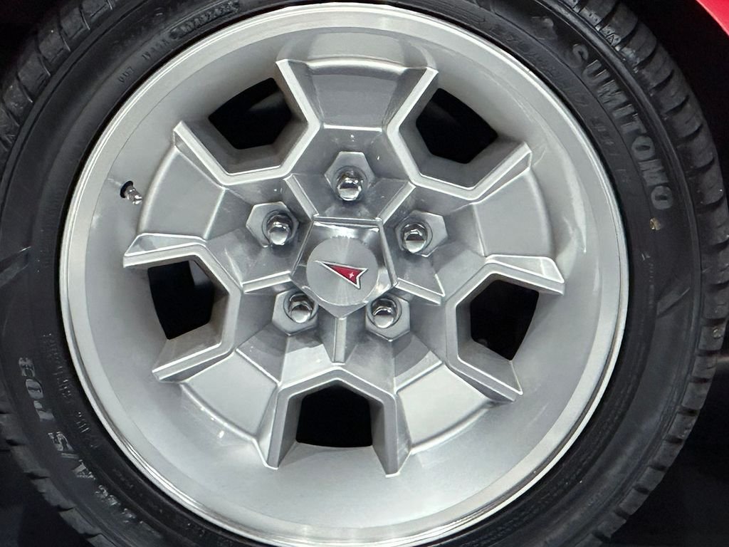 Used 1973  Pontiac  image 11