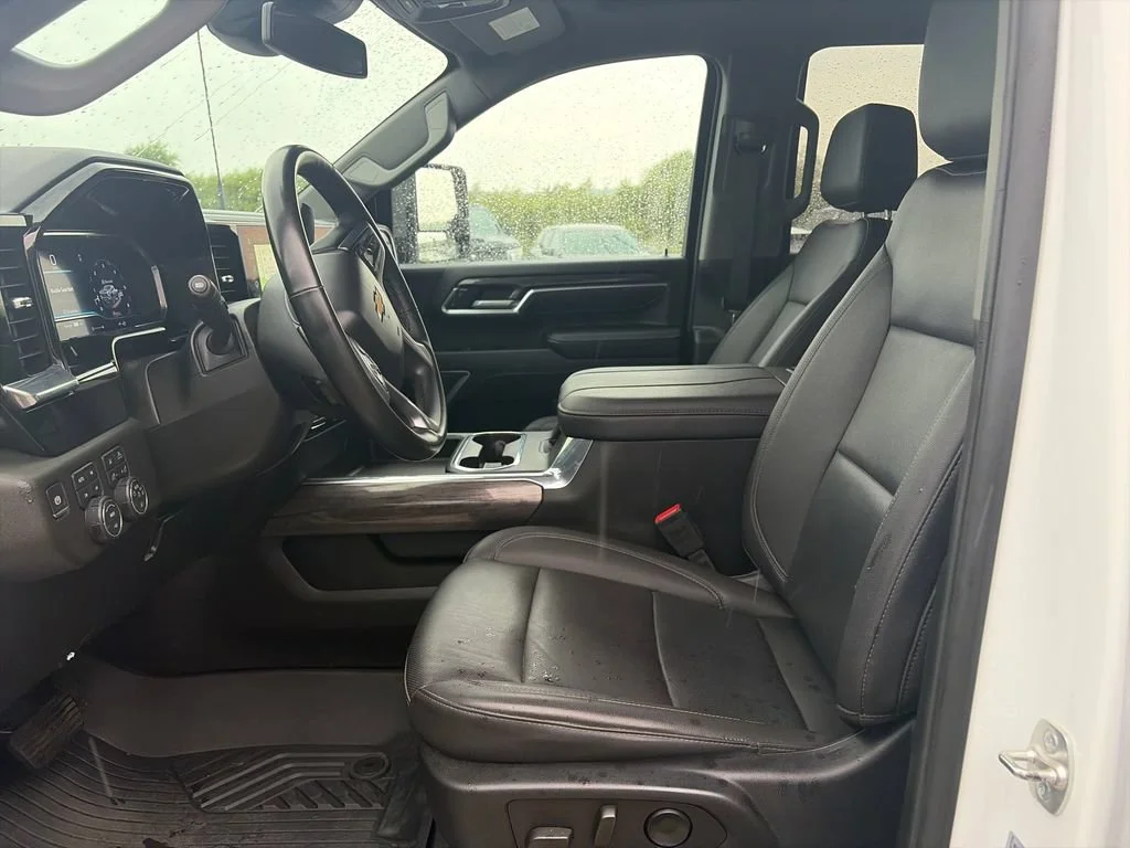 2025 Chevrolet Silverado 2500HD LTZ - Photo 26