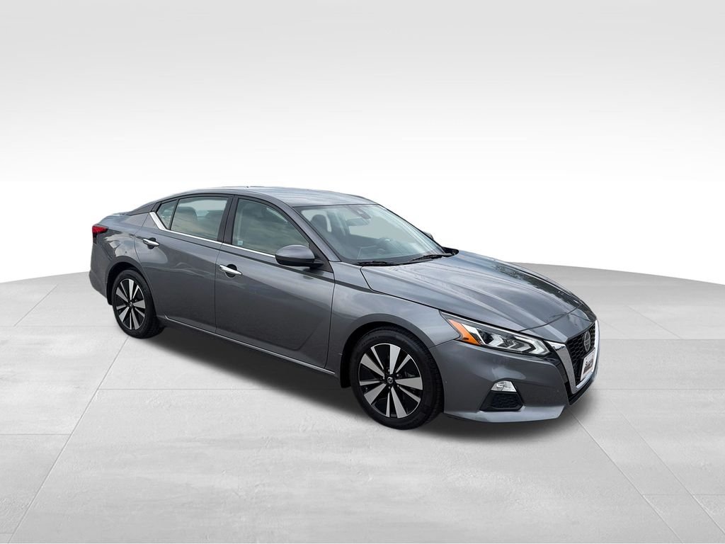 Used 2022 Gray Nissan 2.5 SV image 8