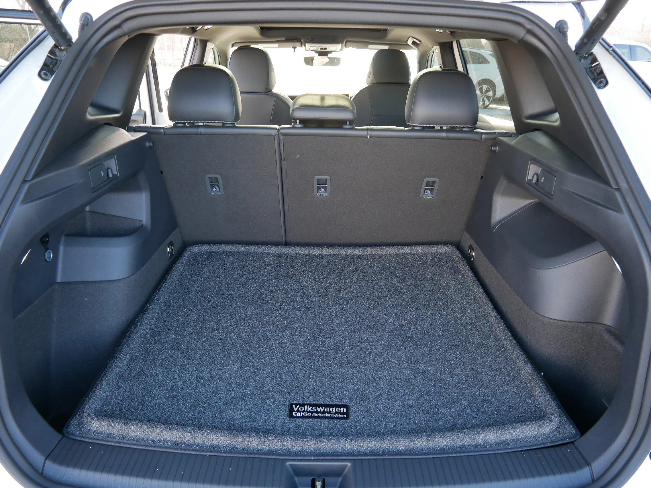 2026 Volkswagen Tiguan SE R-LINE BLACK - Photo 7