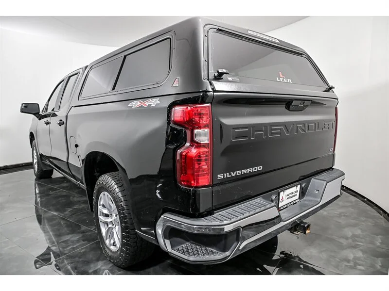 Used 2019 Black Chevrolet LT image 7