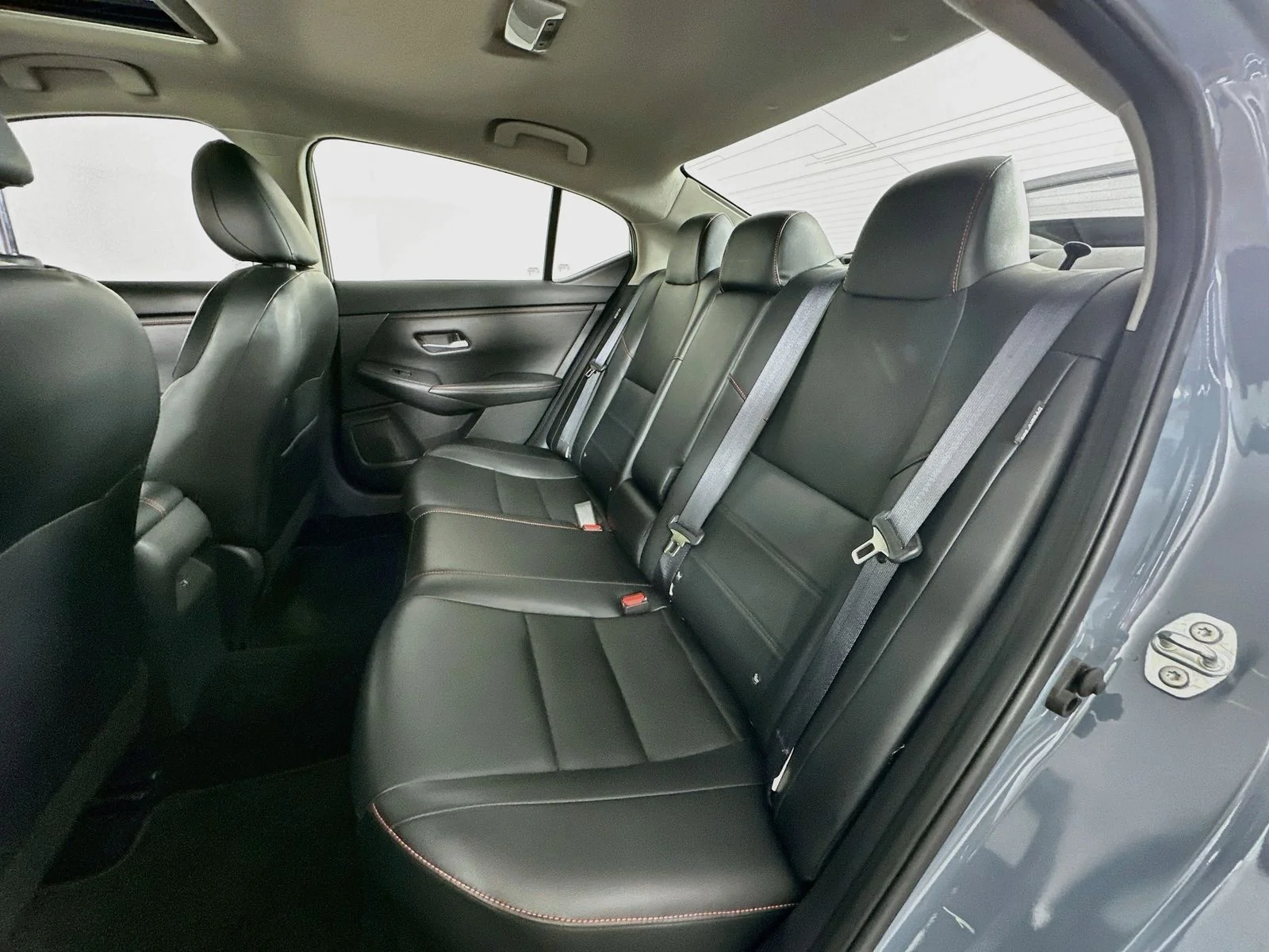 Used 2025 Atlantic Gray Metallic Nissan SR image 25