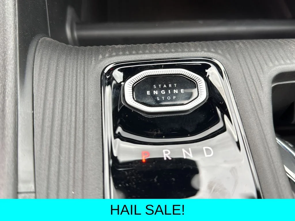 New 2026 Bright White Clear-Coat Exterior Paint Jeep Limited image 20