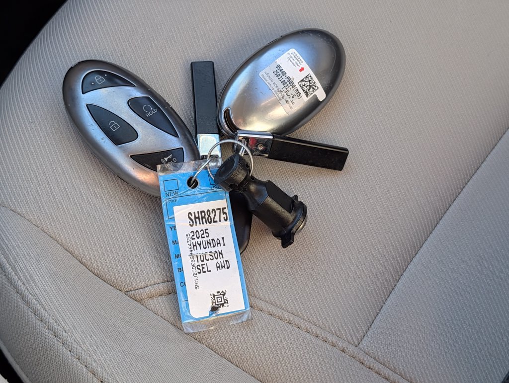 Certified Used 2025 Silver Hyundai SEL image 33