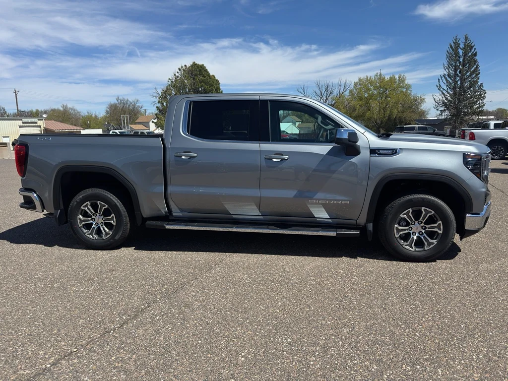 New 2026 Sterling Metallic GMC SLE image 5