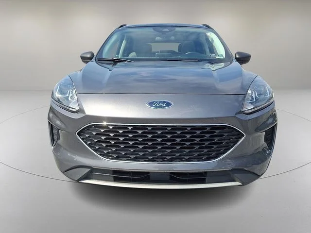 Used 2022 Gray Ford SE image 3