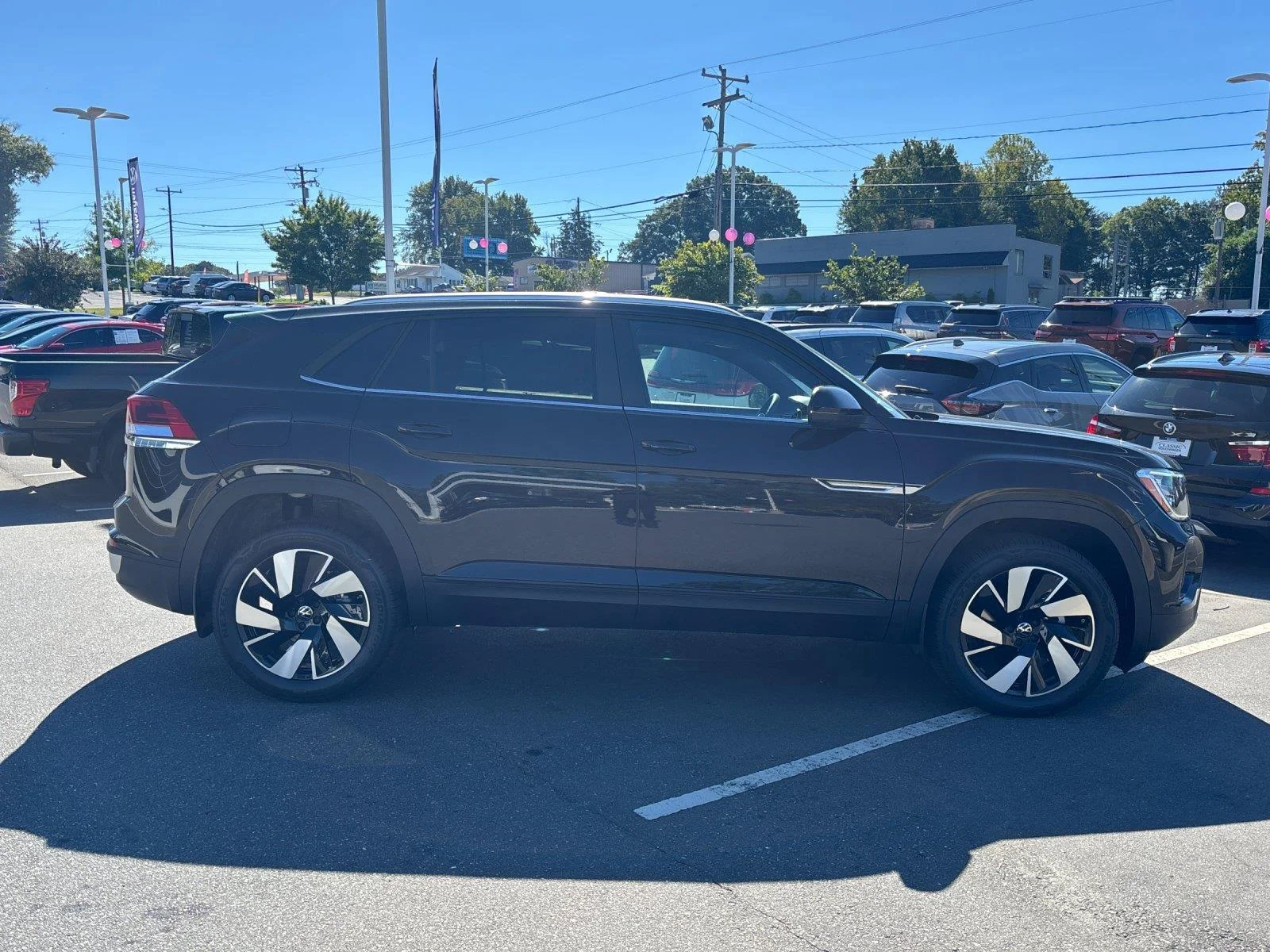 New 2026 Deep Black Pearl Volkswagen 2.0T SE w/Technology image 6
