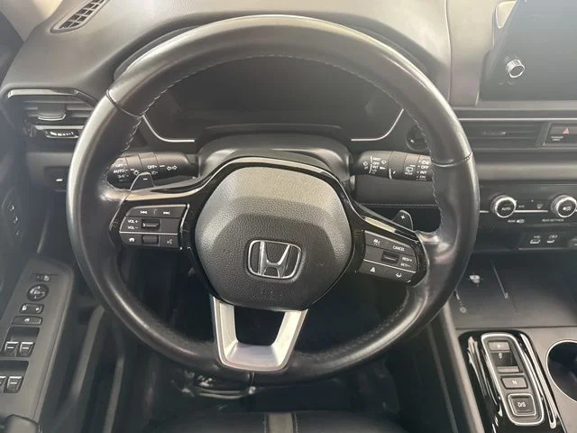 Used 2025 Black Honda EX-L image 29