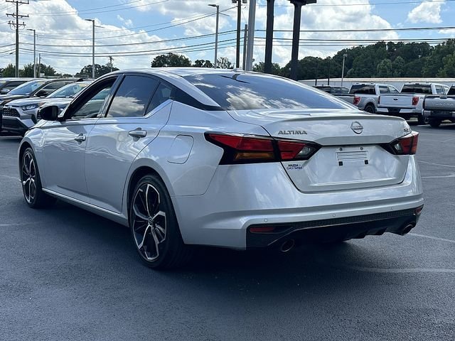 Used 2023 Silver Nissan 2.5 SR image 5