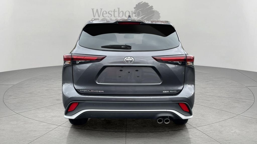 Used 2025 Gray Toyota XSE image 6