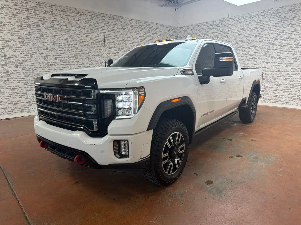Used 2021 Summit White GMC AT4 image 3