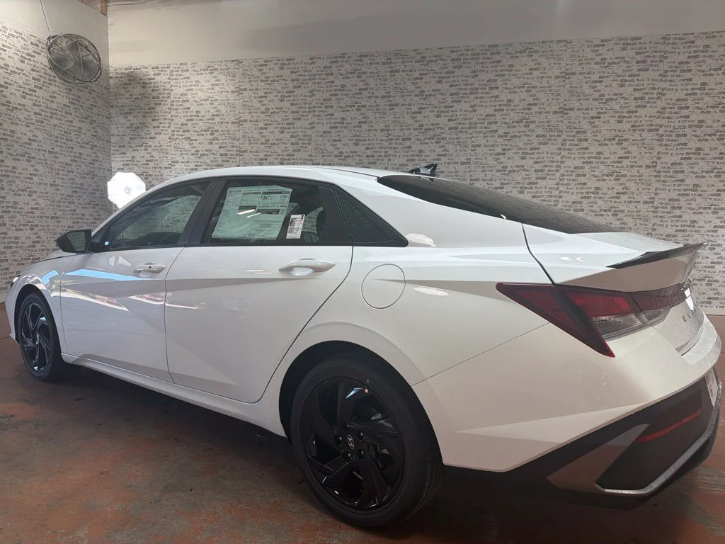 New 2026 Serenity White Hyundai SEL Sport image 5
