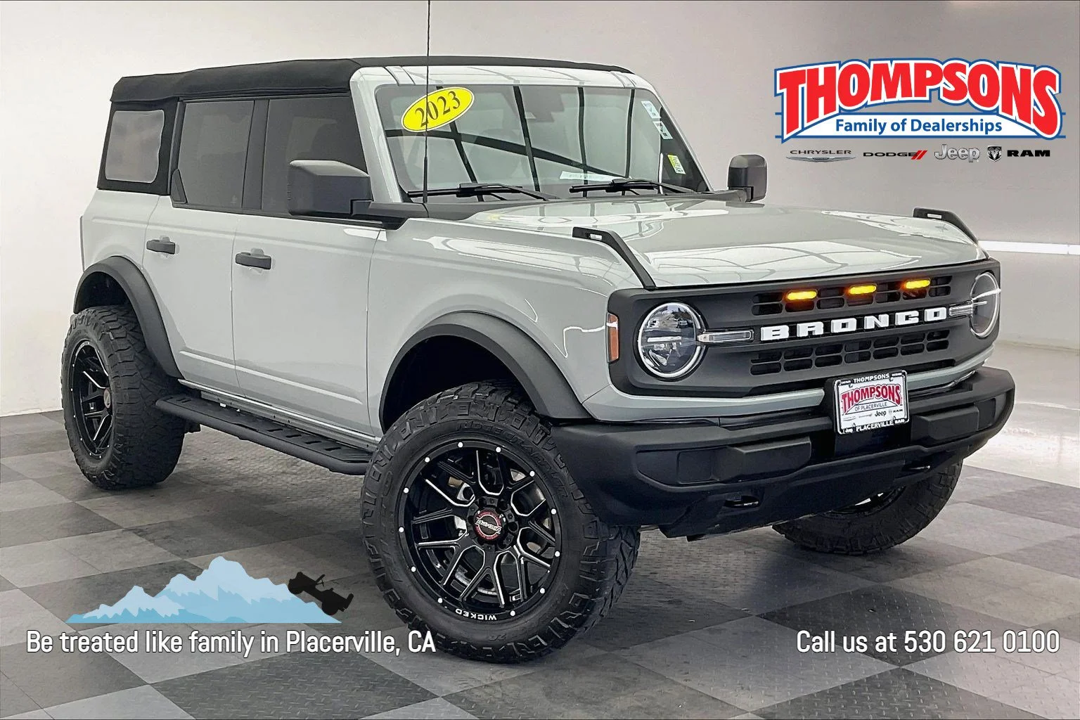 2023 Ford Bronco Base 4x4's photo