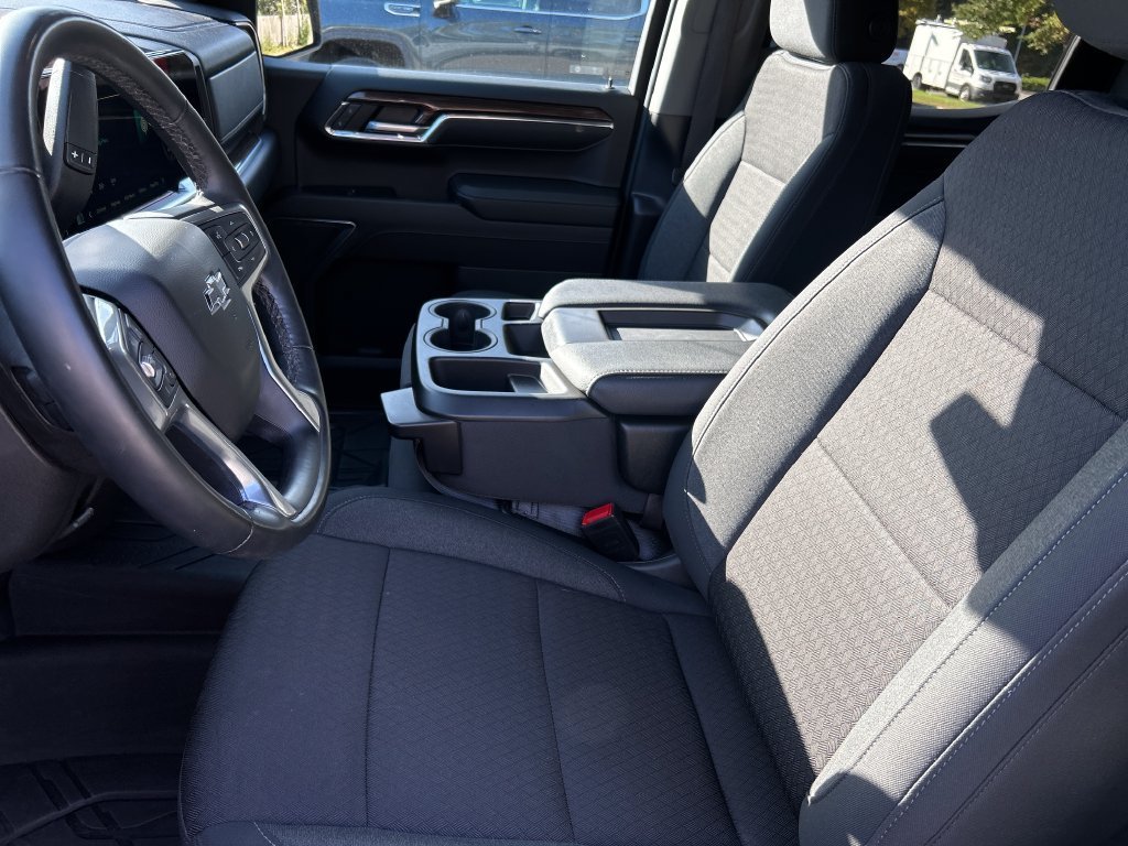 2024 Chevrolet Silverado 1500 RST - Photo 11
