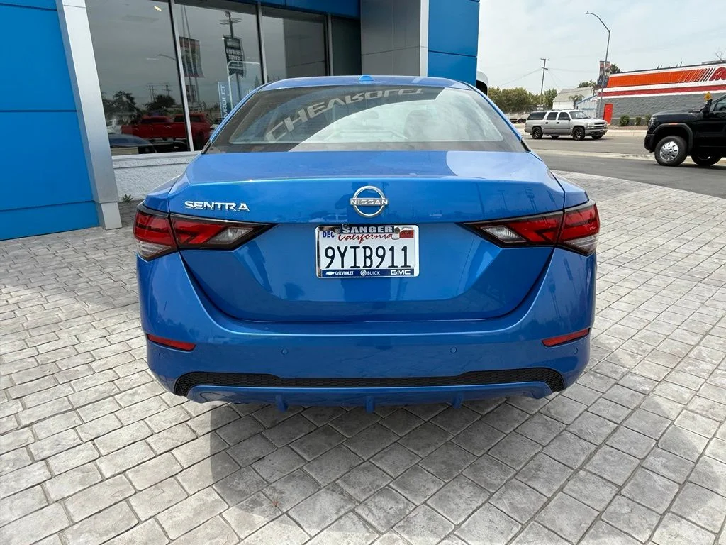 Used 2025 Blue Nissan SV image 9