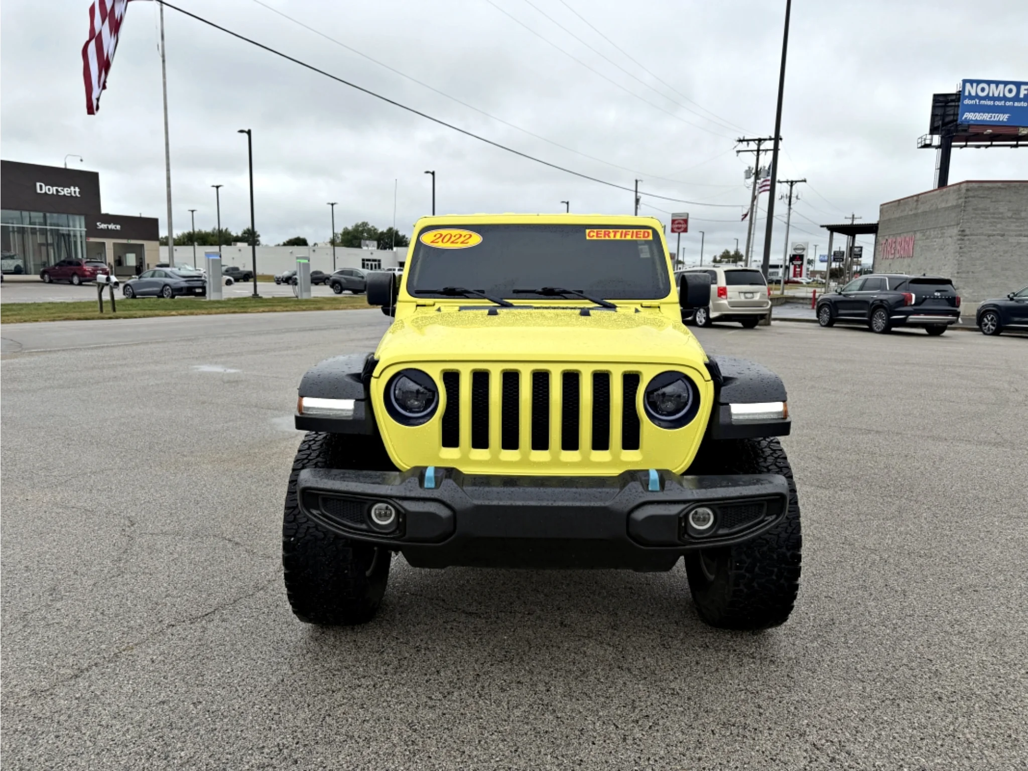 Used 2022 High Velocity Clearcoat Jeep Unlimited High Tide image 2