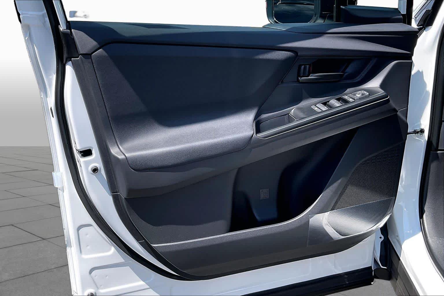 New 2026 Wind Chill Pearl Toyota XLE image 10