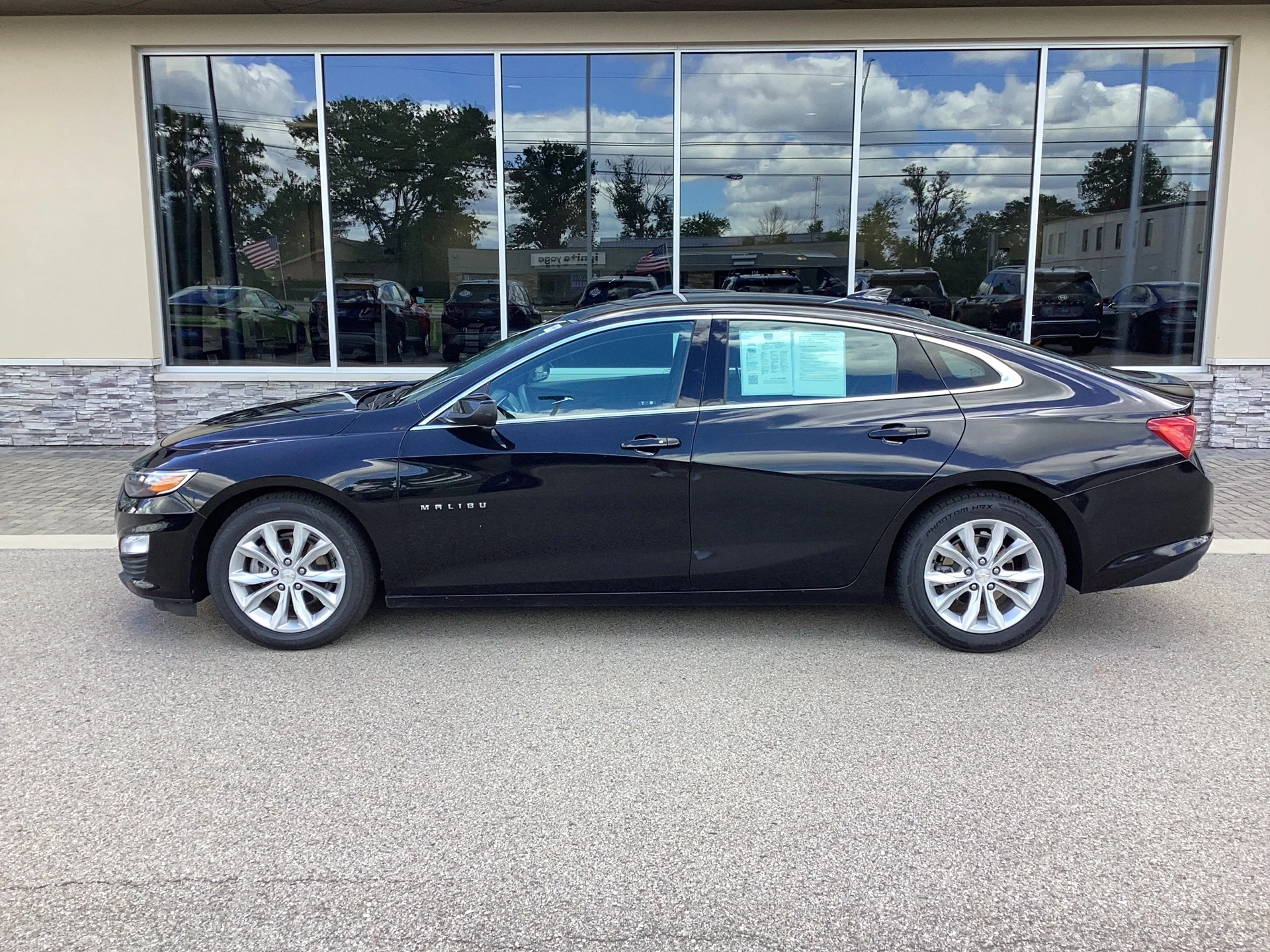 Used 2024 Mosaic Black Metallic Chevrolet LT image 7