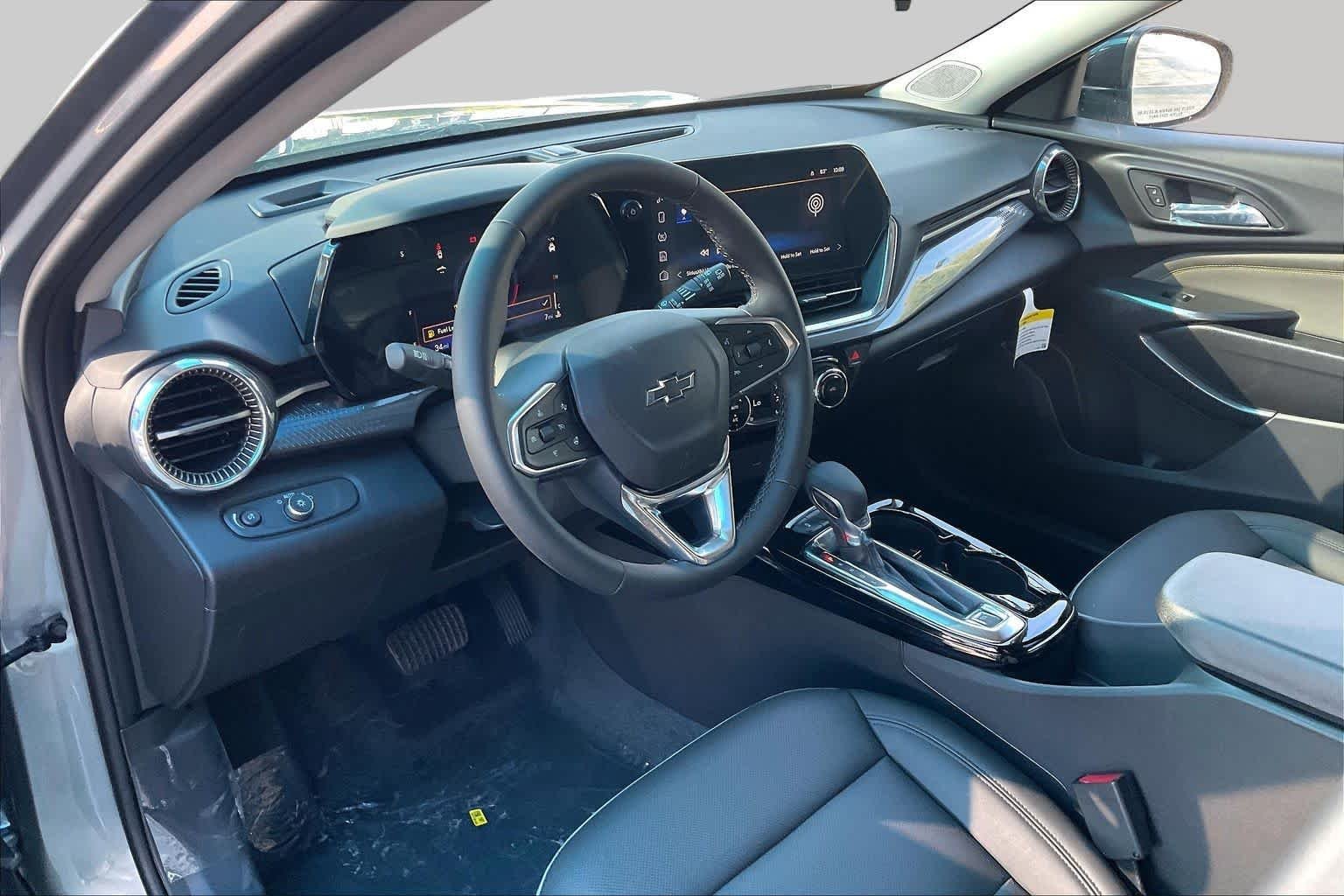 2026 Chevrolet Trax Activ - Photo 8