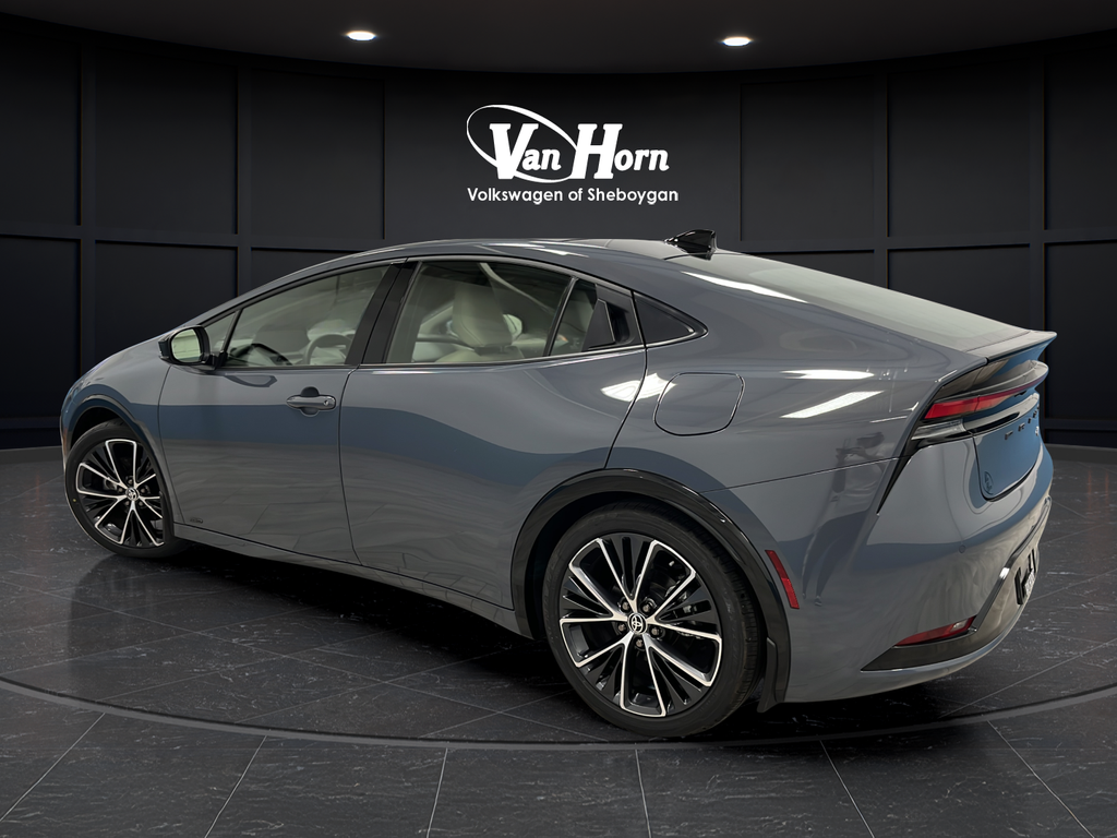 Used 2024 Gray Toyota XLE image 5