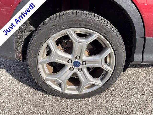 Used 2017 Red Ford Titanium image 18