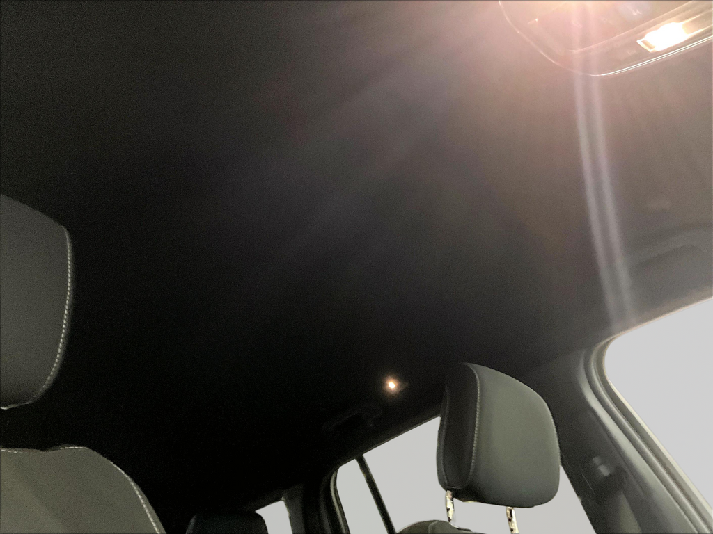 Used 2025 Bright White Clearcoat Jeep Laredo image 22